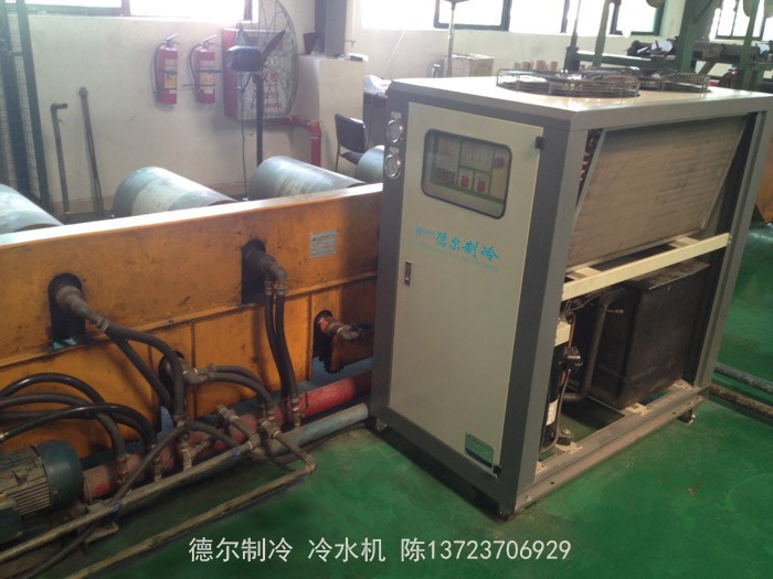 德爾制冷冷水機(jī)用于橡膠廠